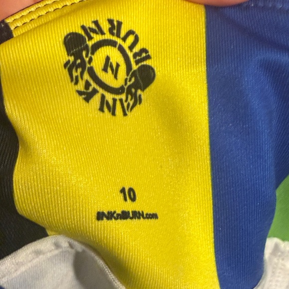 Peacock Feather Print Skirt - Blue and Black - Picture 5 of 5